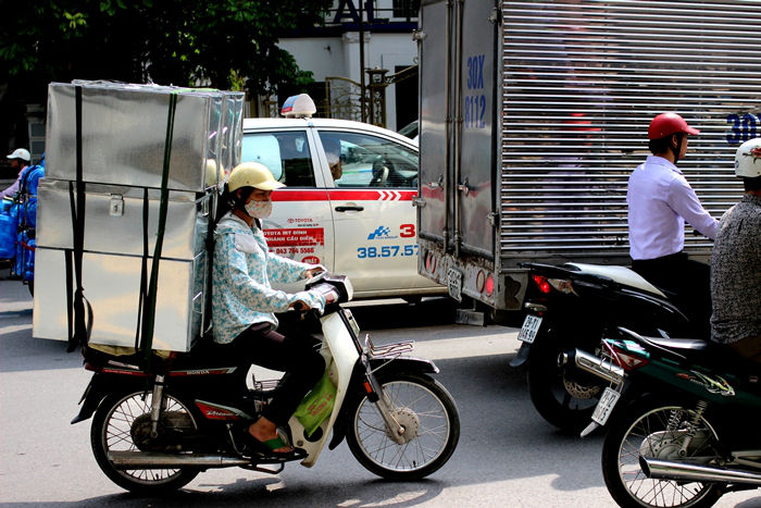 How To Survive To The Crazy Vietnamese Traffic 3 How to survive to the crazy Vietnamese traffic